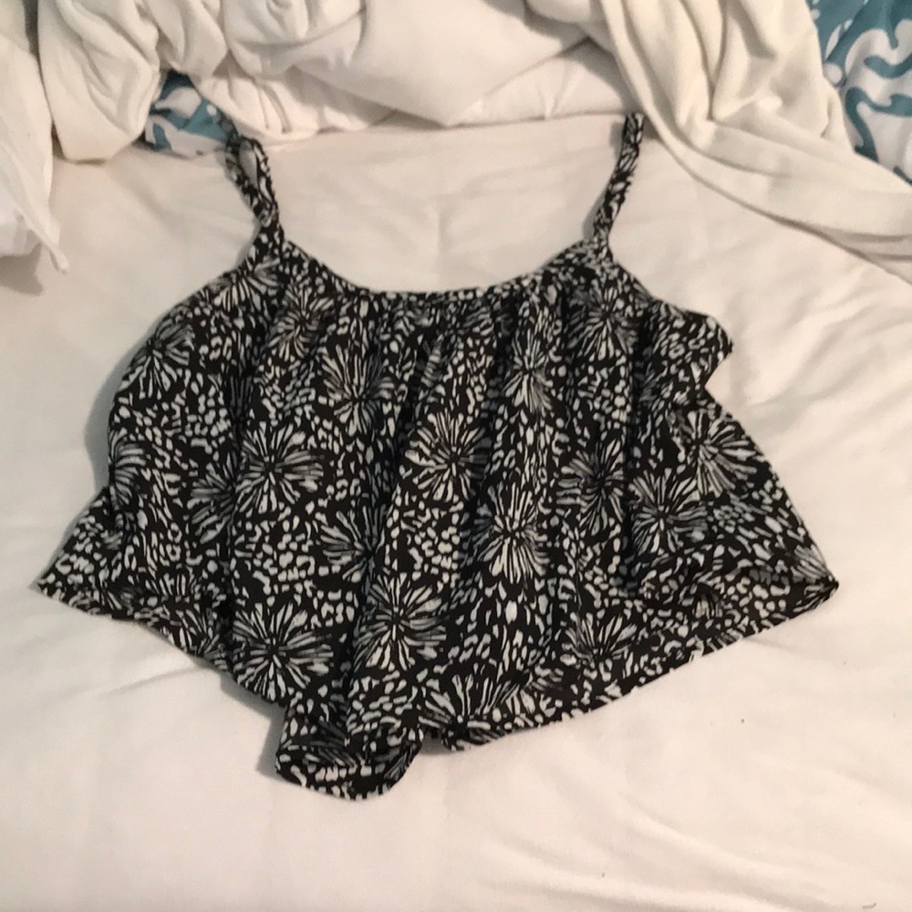 Flowy crop top